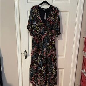 Sugarlips NWT Floral Black Short Sleeve Women's Dress Size Small